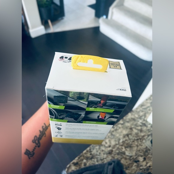 Perfect cell phone holder car mount - Picture 3 of 5